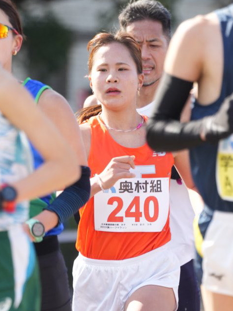 新井沙希